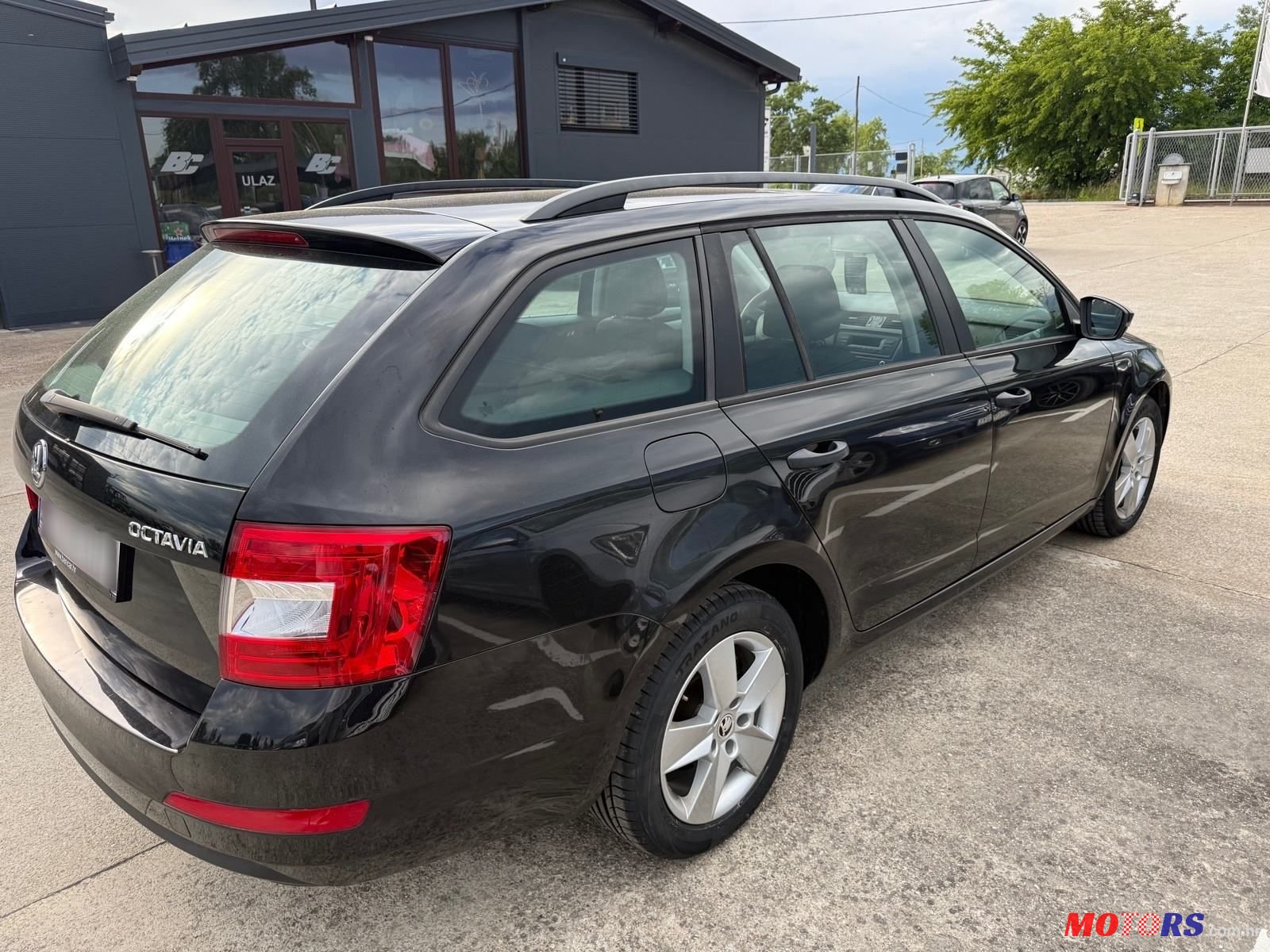 2015' Skoda Octavia Combi photo #3