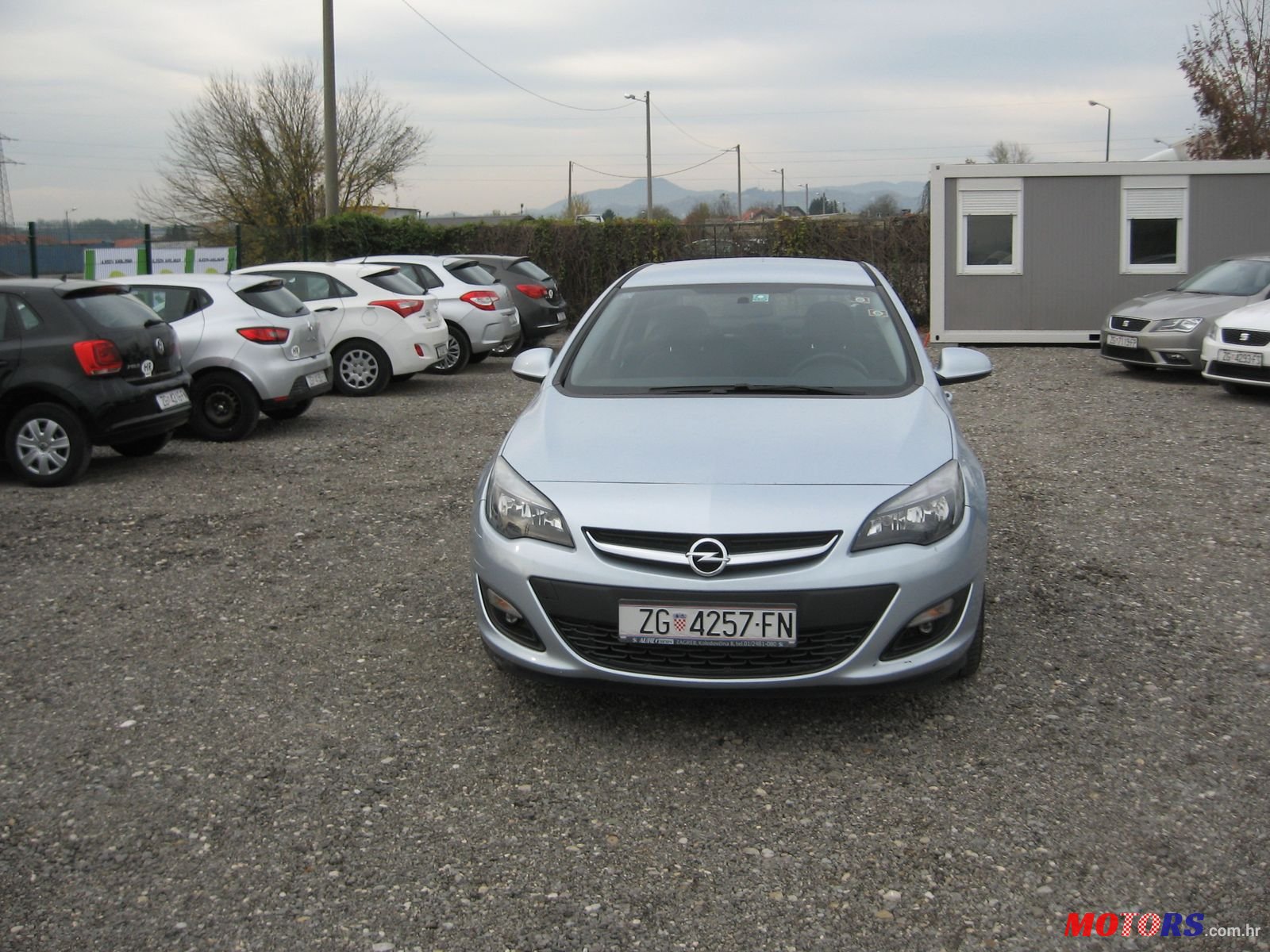 2014' Opel Astra photo #1