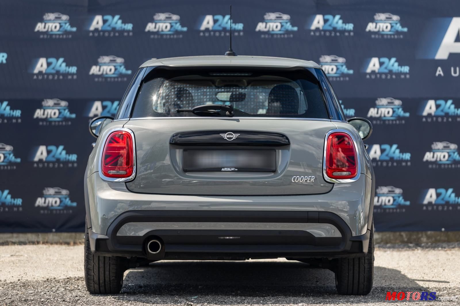 2022' MINI Cooper 1.5 photo #3