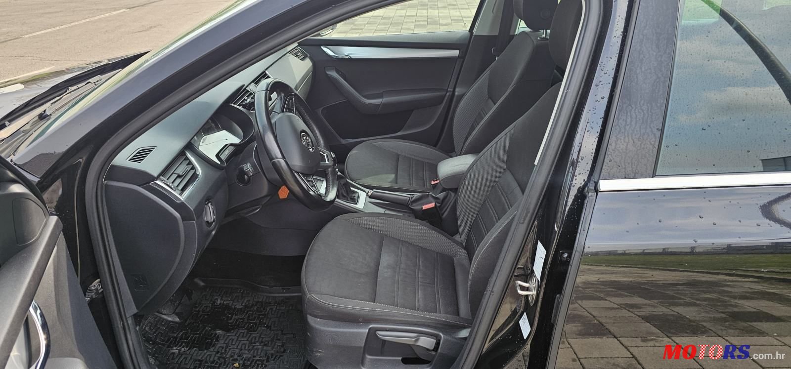 2018' Skoda Octavia Combi photo #5