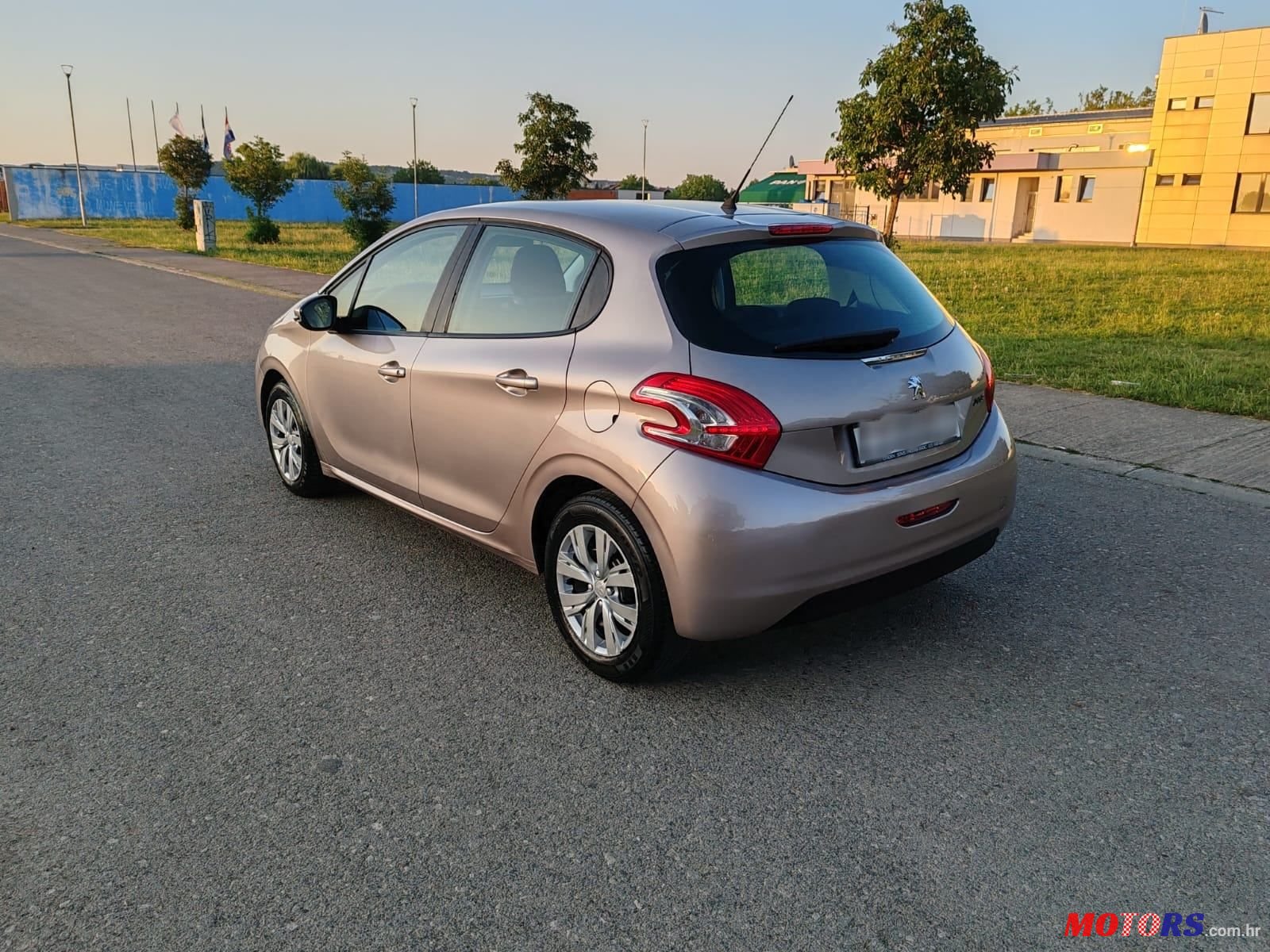 2014' Peugeot 208 1,4 Hdi photo #4
