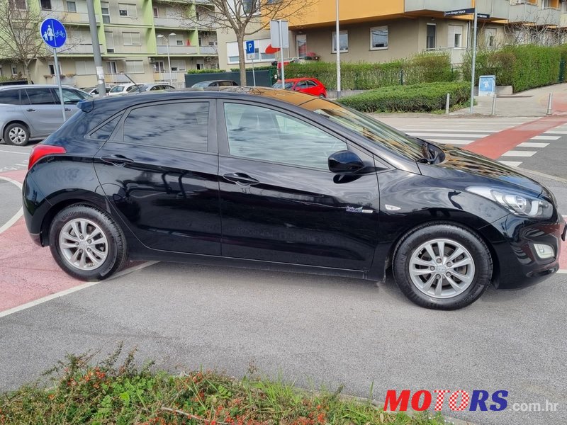 2014' Hyundai i30 1,6 Crdi photo #4