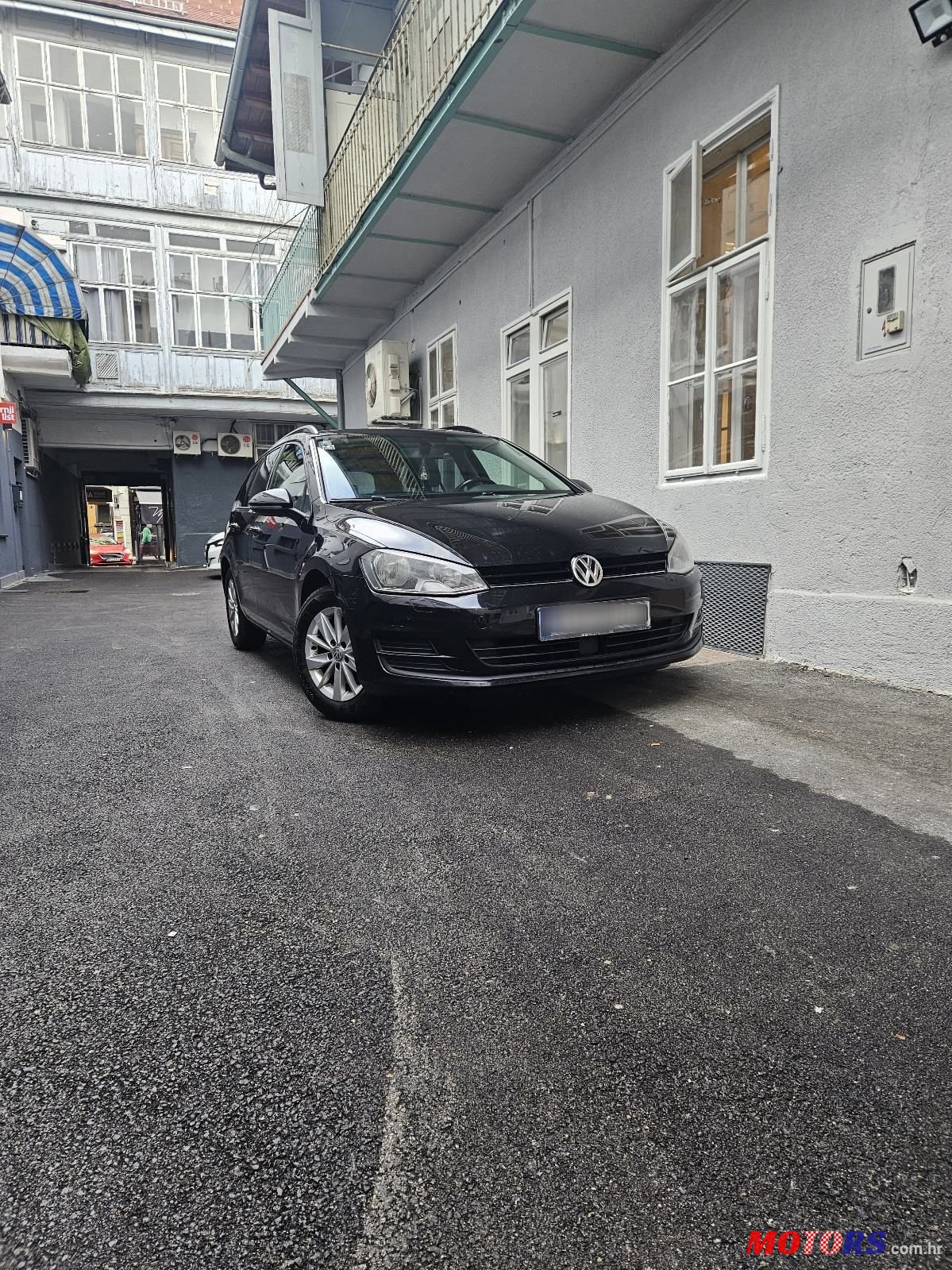 2014' Volkswagen Golf VII photo #3