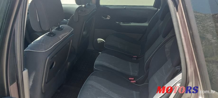 2004' Renault Scenic 1,5 Dci photo #6