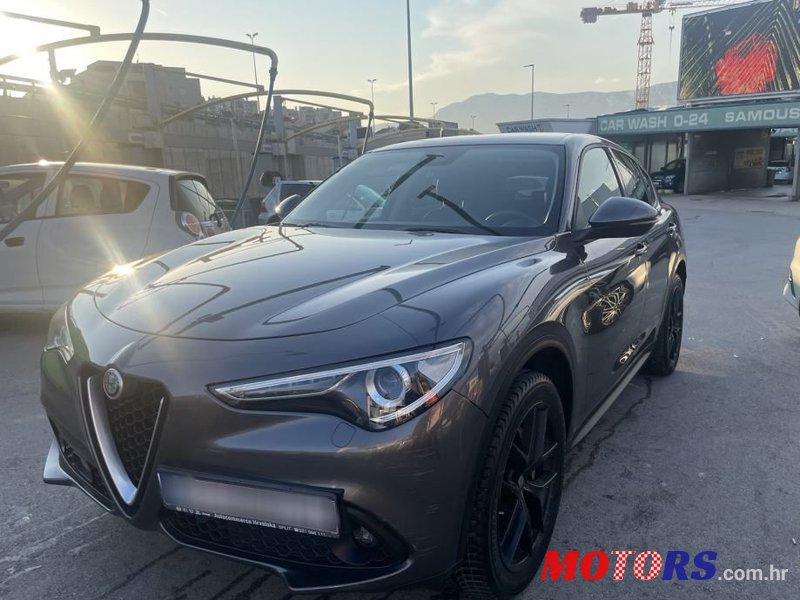 2018' Alfa Romeo Stelvio 2,2 Diesel photo #1