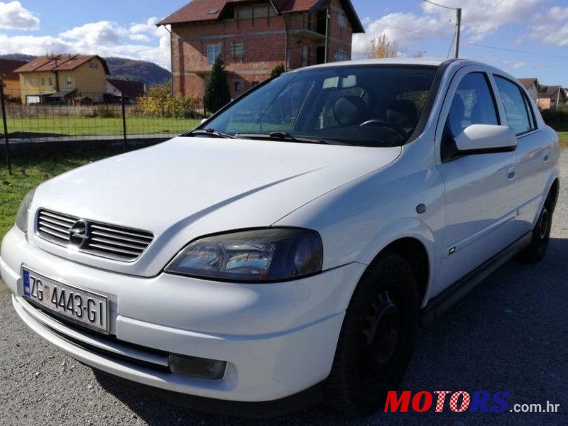 2003' Opel Astra 1,6 photo #1