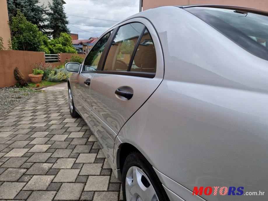 2006' Mercedes-Benz C-Klasa 200 photo #4