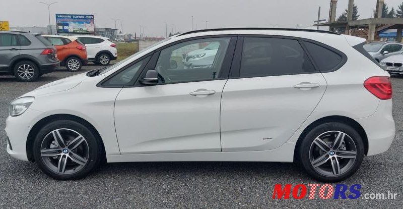 2015' BMW Serija 2 218D photo #6