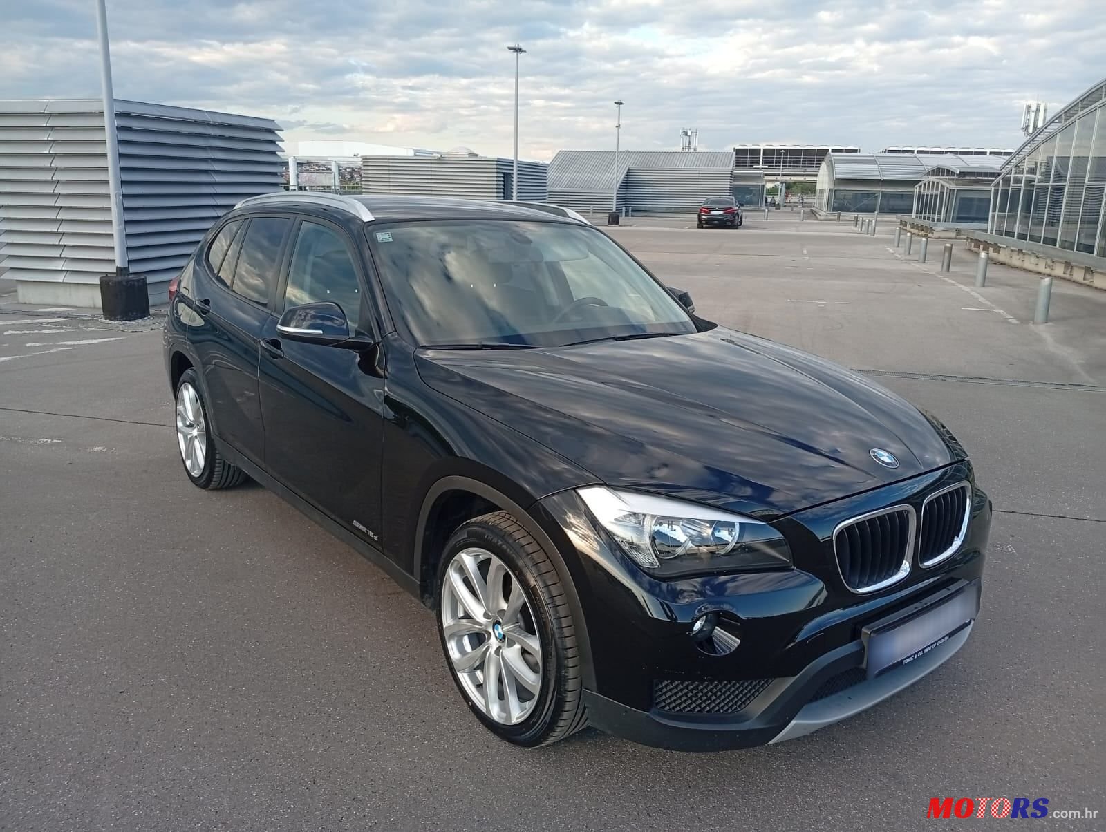 2013' BMW X1 Sdrive18D photo #3