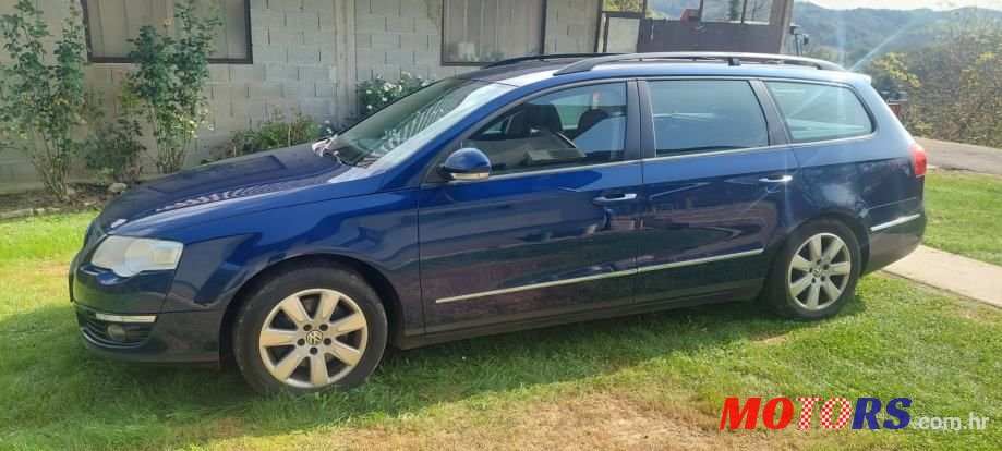 2009' Volkswagen Passat Variant photo #5