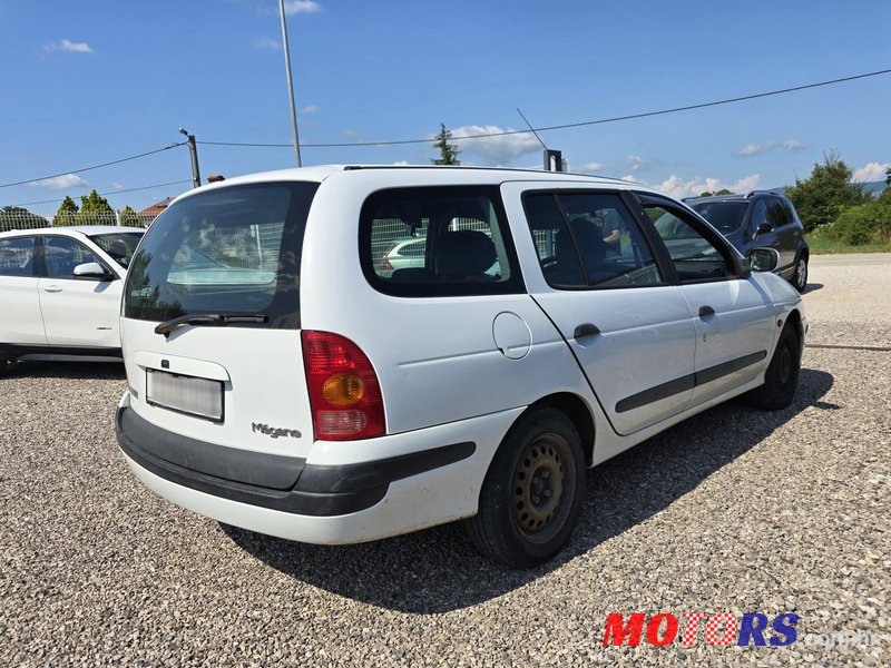 2001' Renault Megane Break photo #5