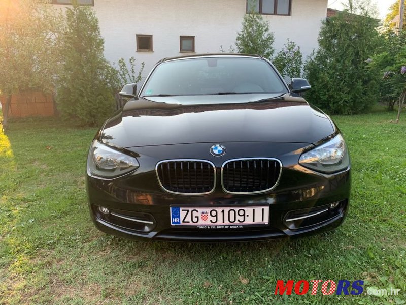 2011' BMW Serija 1 116D Sport photo #2