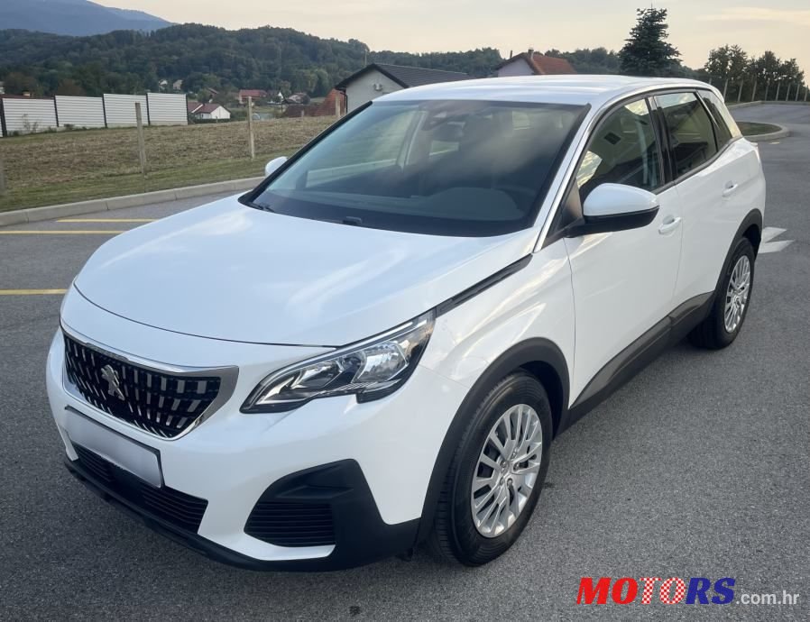 2018' Peugeot 3008 1,2 Puretech photo #5