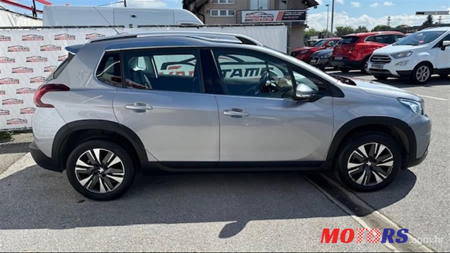 2016' Peugeot 2008 1,2 photo #4