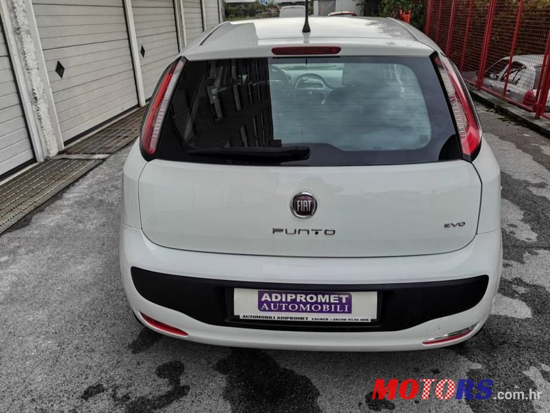 2010' Fiat Punto Evo photo #5