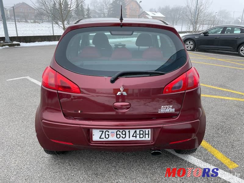 2005' Mitsubishi Colt 1,3 photo #4