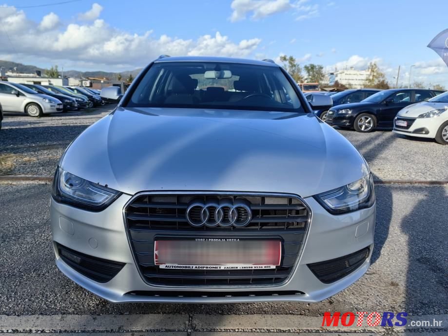 2012' Audi A4 Avant photo #3