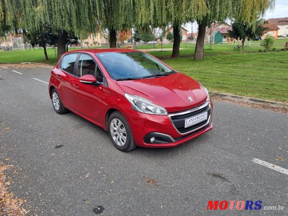 2017' Peugeot 208 photo #1