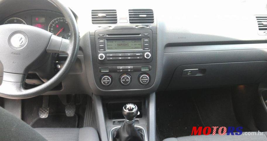 2006' Volkswagen Golf V 1,9 Tdi photo #1