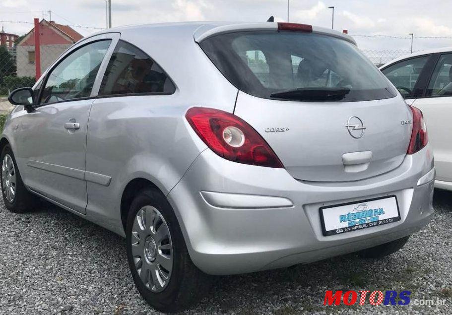 2006' Opel Corsa 1,3 Cdti photo #2
