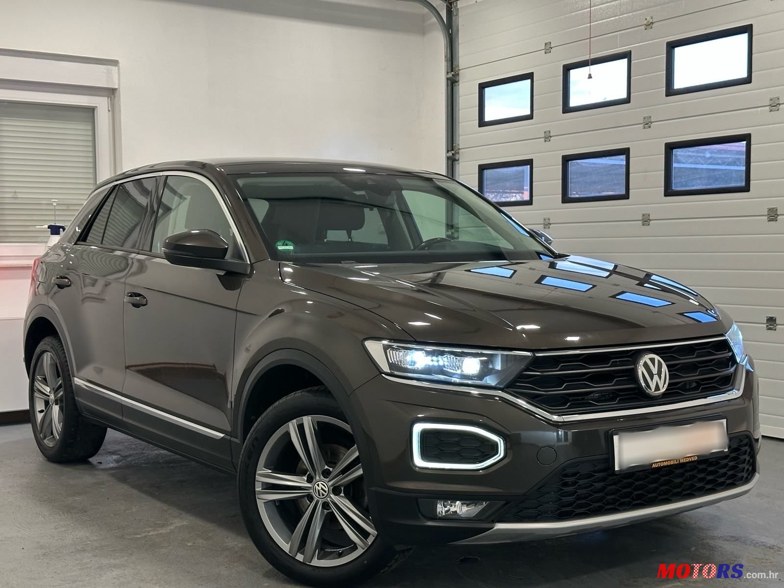 2018' Volkswagen T-Roc 1,6 Tdi photo #1