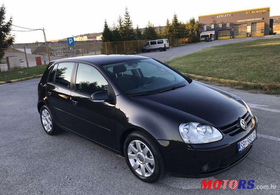 2004' Volkswagen Golf V 1,9 Tdi photo #1