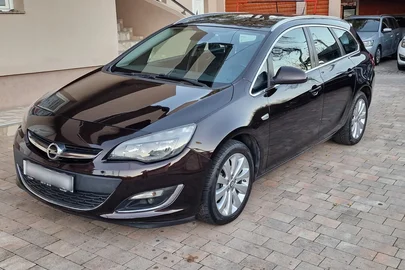 2014' Opel Astra Karavan