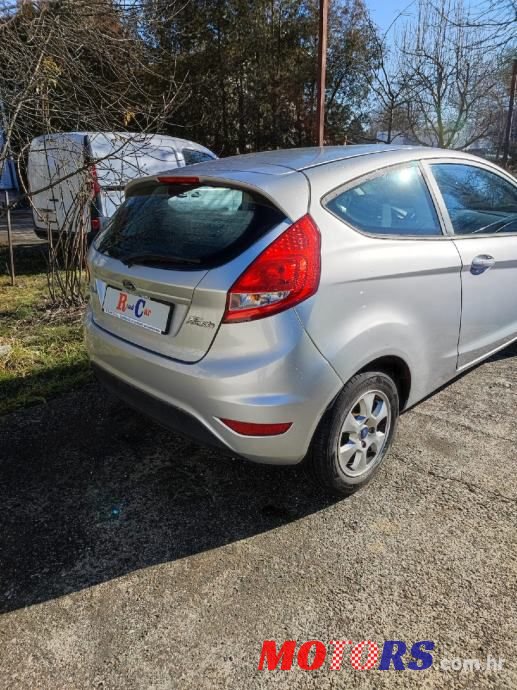 2010' Ford Fiesta 1,6 photo #3