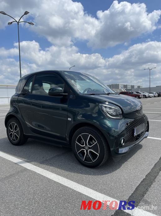 2020' Smart Fortwo Eq photo #4