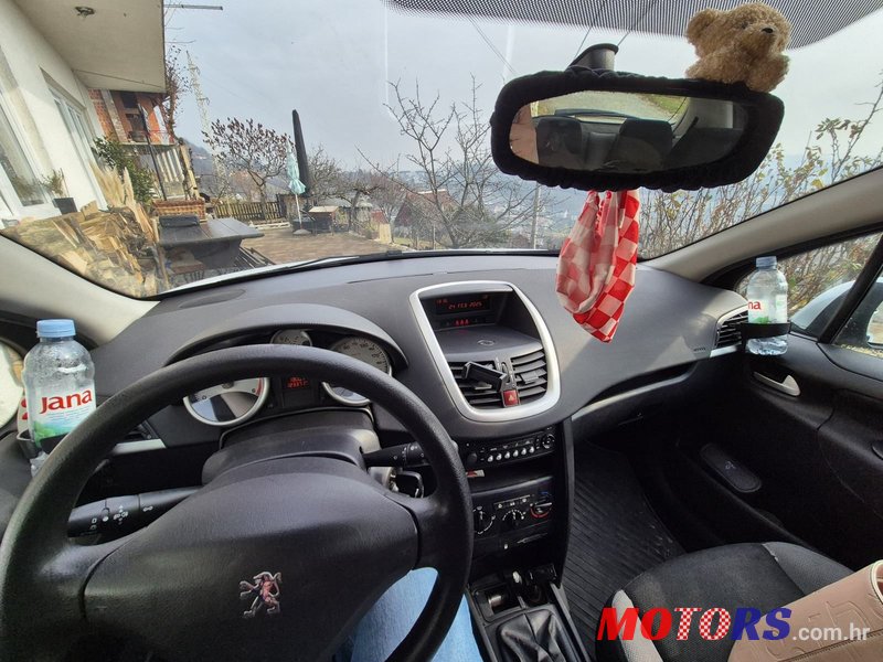 2007' Peugeot 207 1,6 16V photo #6
