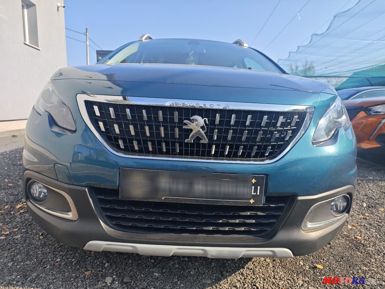 2017' Peugeot 2008 1,2 photo #3