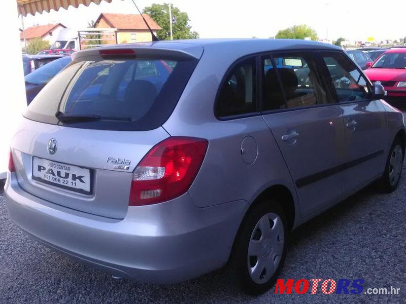 2008' Skoda Fabia Combi 1,4 Tdi photo #2