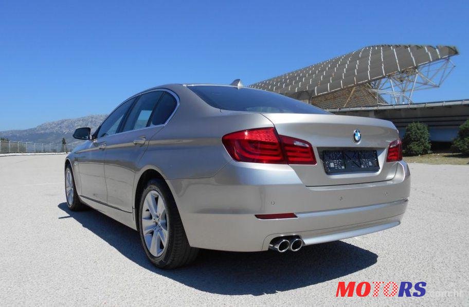 2013' BMW Serija 5 520D photo #2