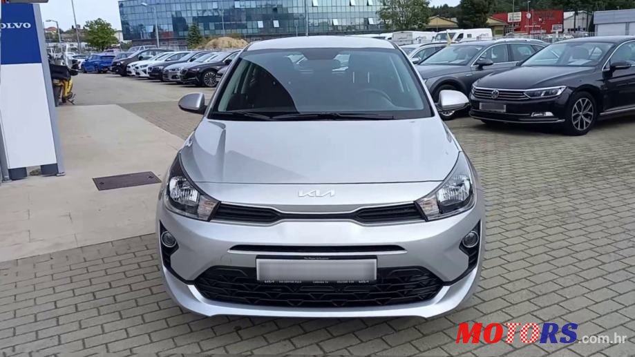 2022' Kia Rio photo #3