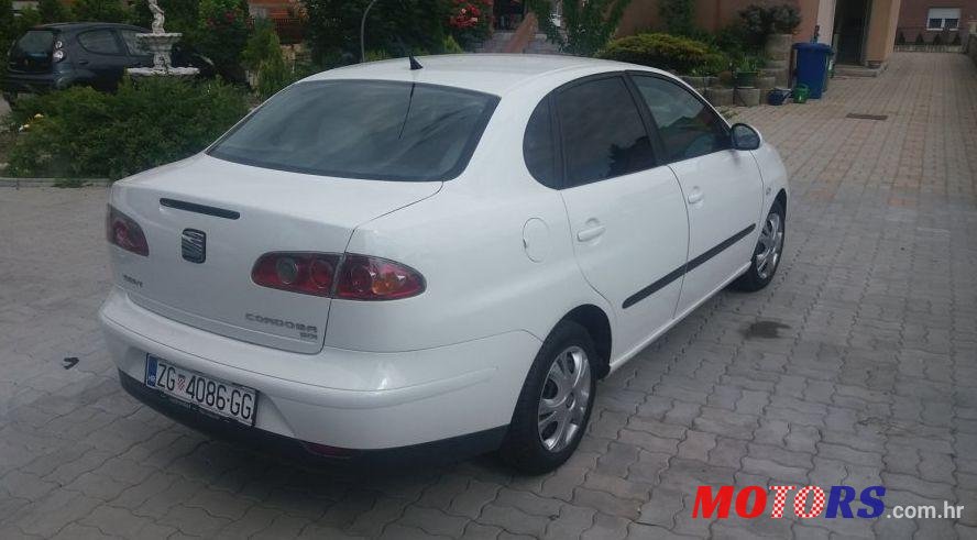 2003' SEAT Cordoba 1,9 Sdi photo #1