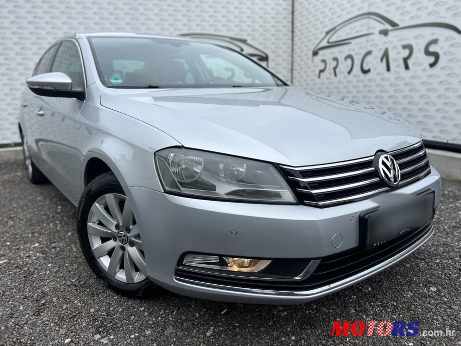 2011' Volkswagen Passat 2,0 Tdi Bmt photo #1