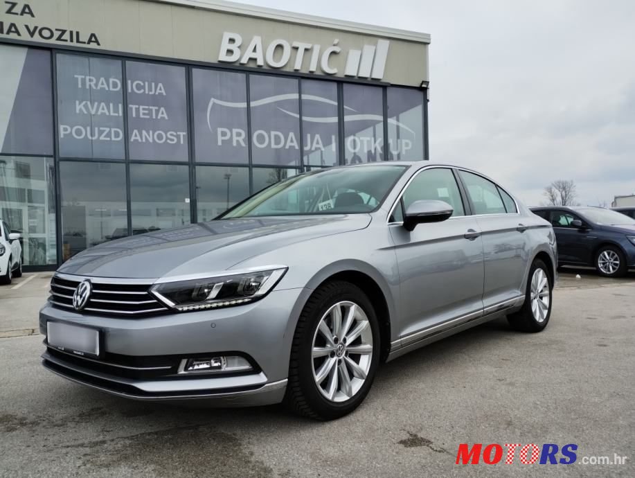 2018' Volkswagen Passat photo #1