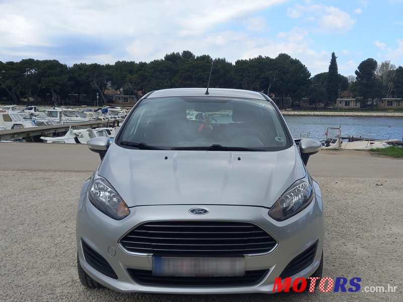2013' Ford Fiesta photo #3