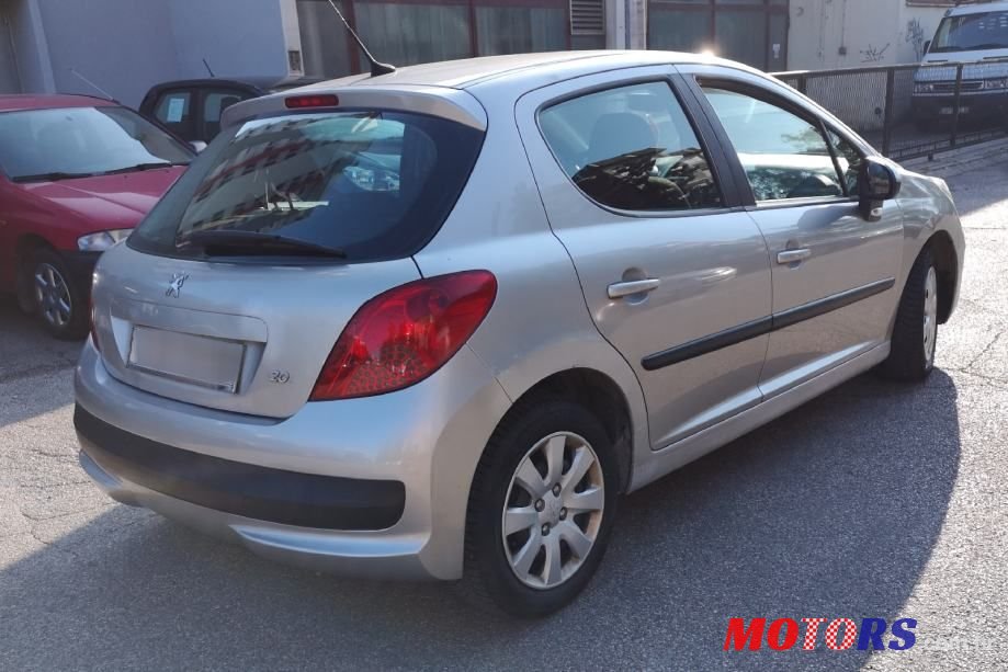 2006' Peugeot 207 1,4 Hdi photo #6