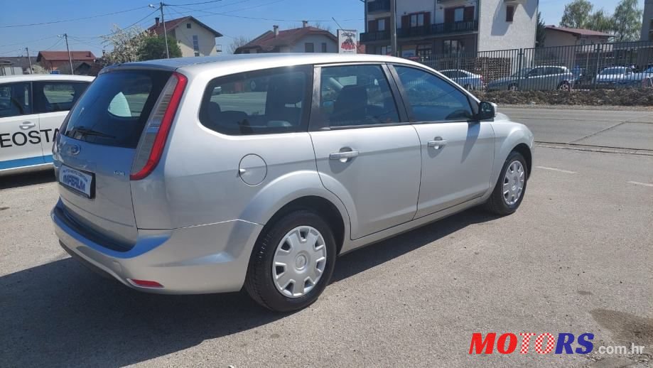 2008' Ford Focus Karavan photo #5