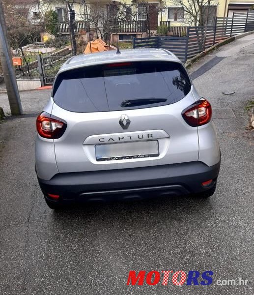 2019' Renault Captur Dci photo #4