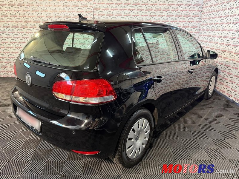 2008' Volkswagen Golf VI 2.0 Tdi photo #5