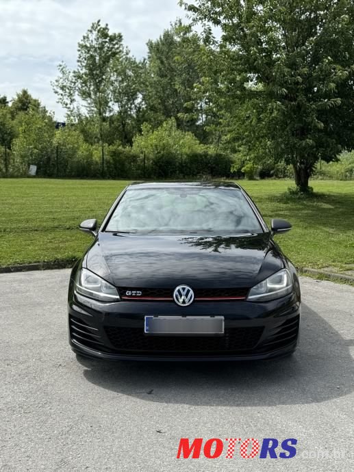 2014' Volkswagen Golf VII photo #2