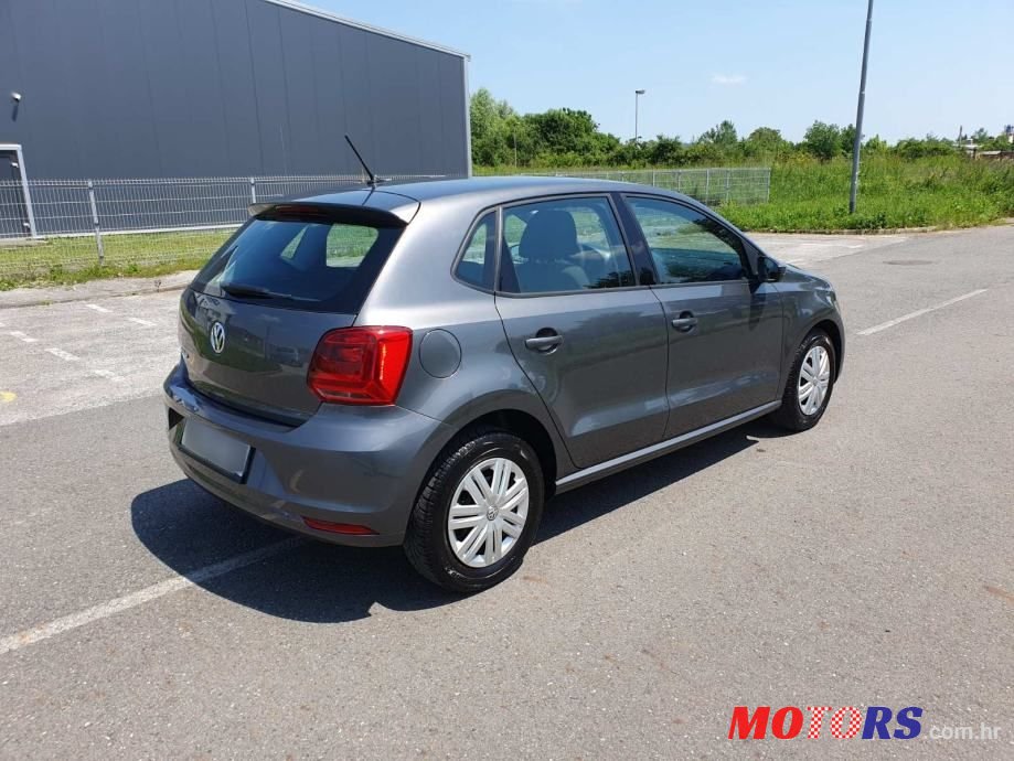 2017' Volkswagen Polo 1,0 photo #6