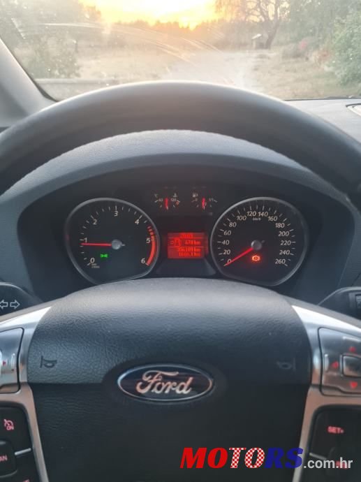 2007' Ford Galaxy 2,0 photo #3