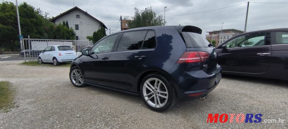 2014' Volkswagen Golf 7 2,0 Tdi Bmt photo #5