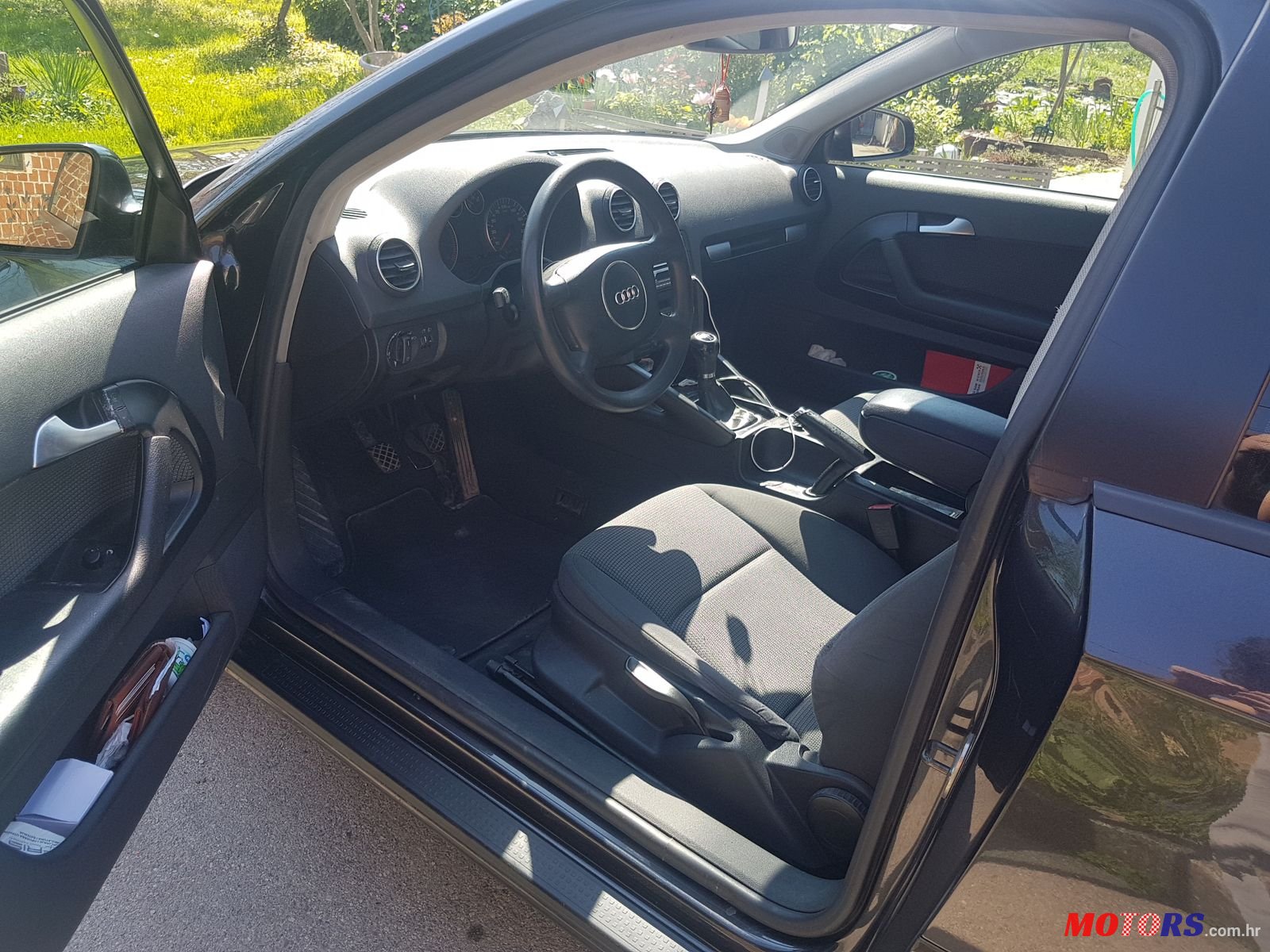 2004' Audi A3 1.9TDI 77kW photo #4