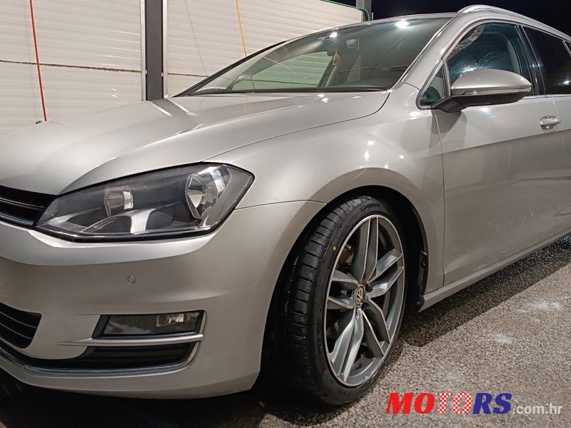 2014' Volkswagen Golf 7 Variant photo #1