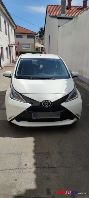 2017' Toyota Aygo photo #2