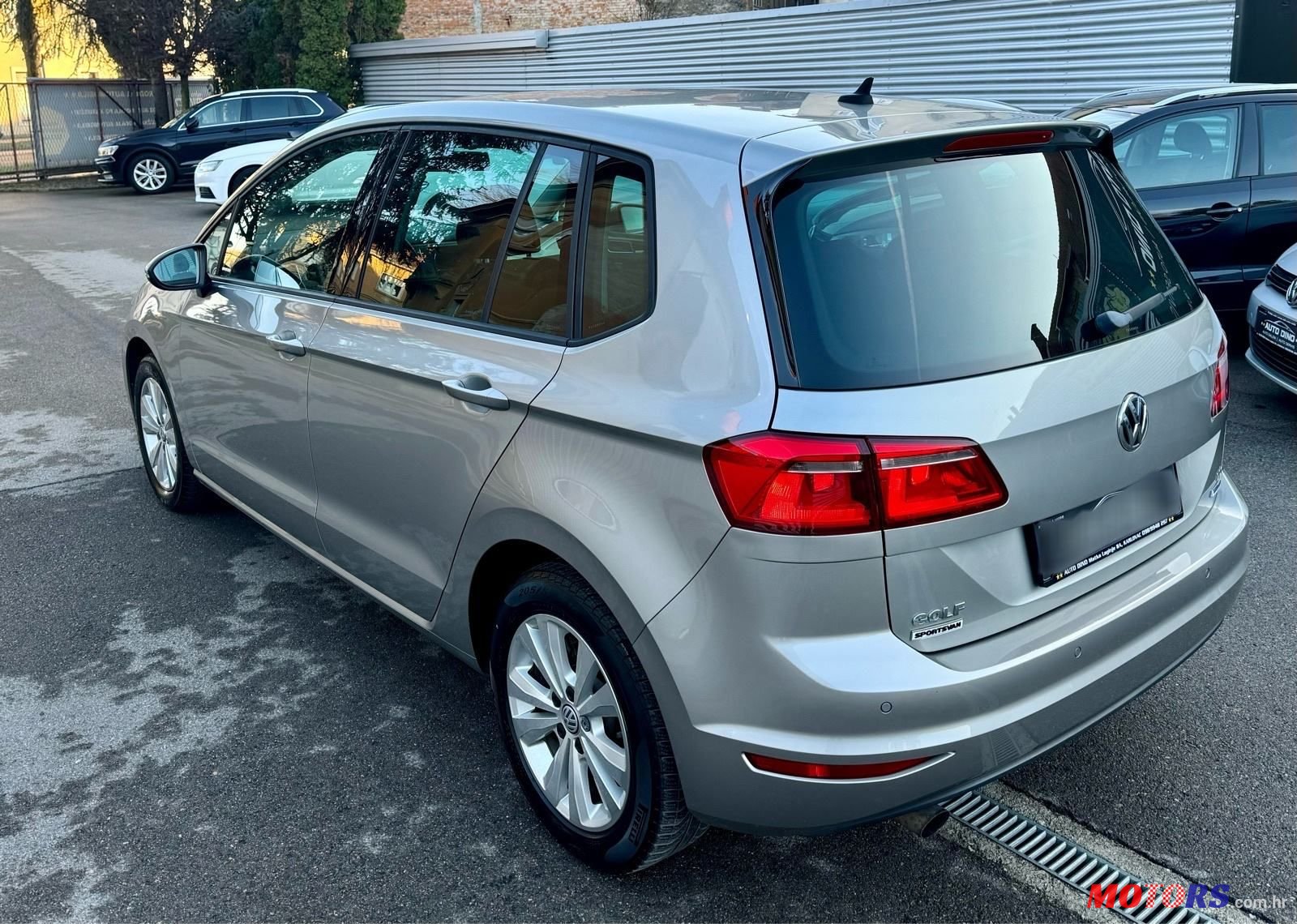 2014' Volkswagen Golf Sportsvan photo #6